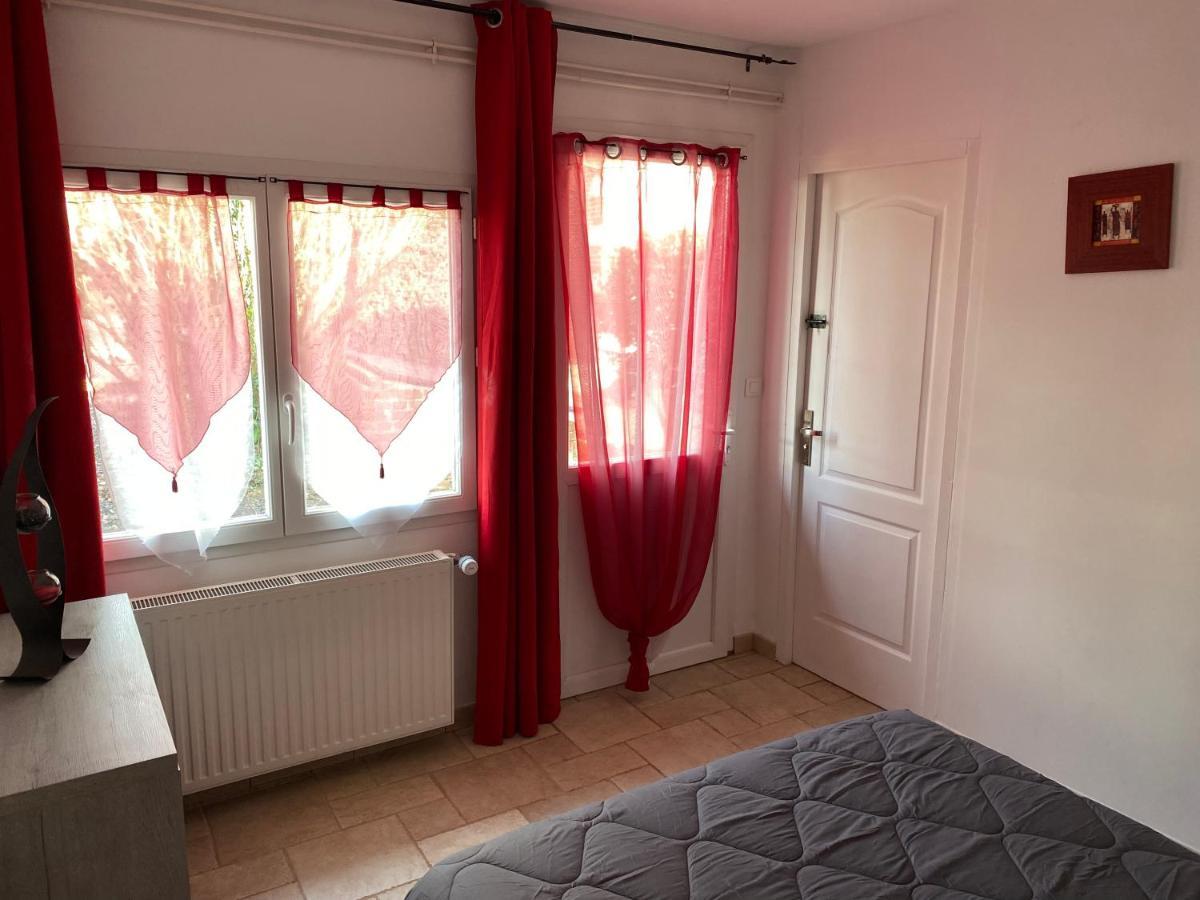 Le Beauvaisis Bed & Breakfast Esches Exterior photo